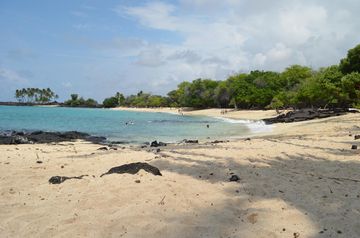 Makalawena beach