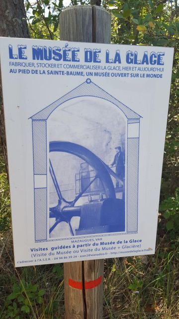 Visite de la Glacière Pivaut de Mazaugues, Mazaugues - France — photo 3