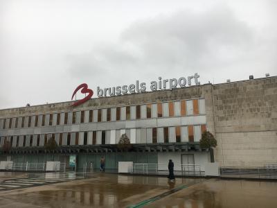Arrivée à bruxelles, on attend l avion, Zaventem - Belgique — photo 2