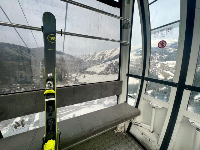 Deux jours de ski avec de la neige du Sahara !, La Clusaz - France — photo 3