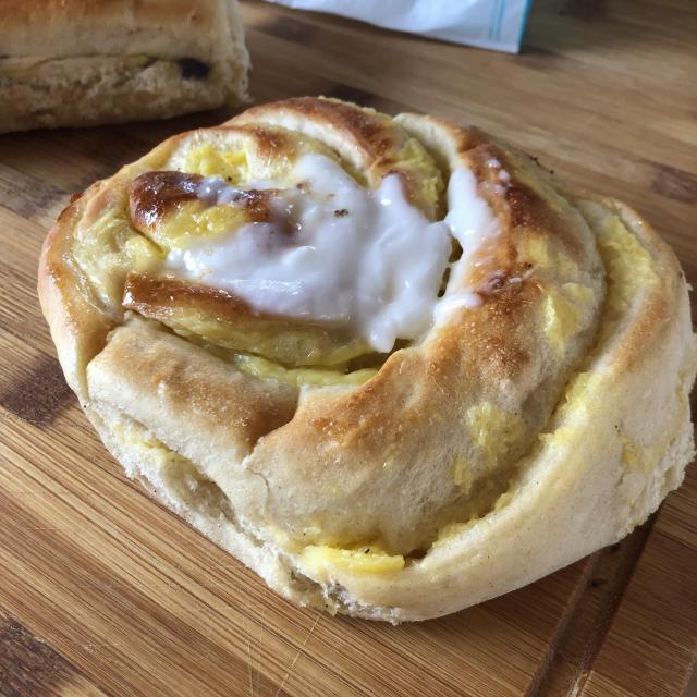 Manger une couque Suisse de chez Ruello