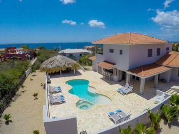 Bonaire, une petite île des Caraïbes pour l'Iron dive !